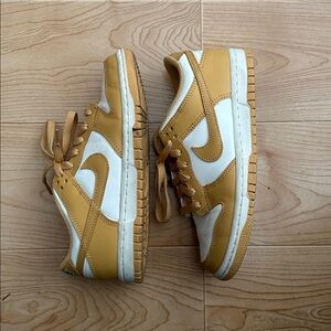 Kids Nike Dunk Low in Honeycomb